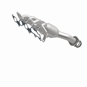 Mazda 6 Catalytic Converter - Magnaflow - Direct Fit - `09-`10