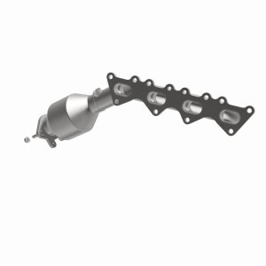 Hyundai Equus Catalytic Converter - Magnaflow - Direct Fit, CARB Compliant - 2011 Hyundai Equus Catalytic Converter - Magnaflow - Direct Fit, CARB Compliant - 2011