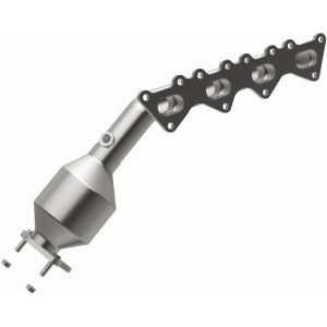 Hyundai Genesis Catalytic Converter - Magnaflow - Direct Fit, CARB Compliant - `09-`12