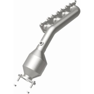 Hyundai Equus Catalytic Converter - Magnaflow - Direct Fit - 2011