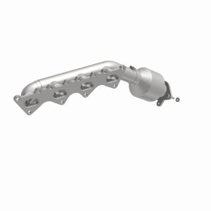 Hyundai Equus Catalytic Converter - Magnaflow - Direct Fit - 2011