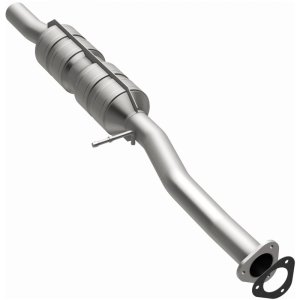 Ford F-350 Super Duty Catalytic Converter - Magnaflow - Direct-Fit HM Grade - `00-`04