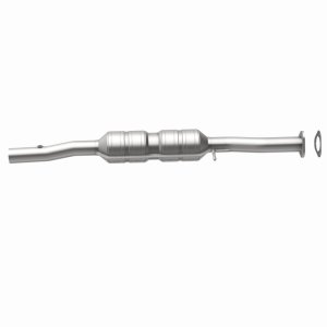 Ford F-350 Super Duty Catalytic Converter - Magnaflow - Direct-Fit - `00-`04