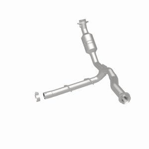 Ford F-150 Catalytic Converter - Left - Magnaflow - Direct Fit CARB Compliant - `11-`14 Ford F-150 Catalytic Converter - Left - Magnaflow - Direct Fit CARB Compliant - `11-`14