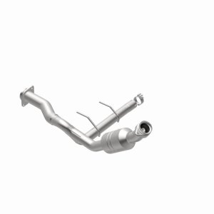Ford F-150 Catalytic Converter - Left - Magnaflow - Direct Fit CARB Compliant - `11-`14 Ford F-150 Catalytic Converter - Left - Magnaflow - Direct Fit CARB Compliant - `11-`14