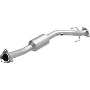 GMC Envoy Catalytic Converter - Magnaflow - Direct-Fit, California Grade CARB Compliant - `06-`07