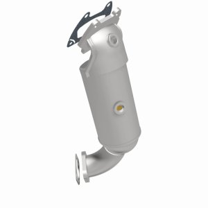 Chrysler Town & Country Catalytic Converter - Magnaflow - Direct Fit, California Grade CARB Compliant - `11-`16
