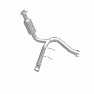 Ford F-150 Catalytic Converter - Magnaflow - California Grade CARB Compliant Direct-Fit - `09-`10