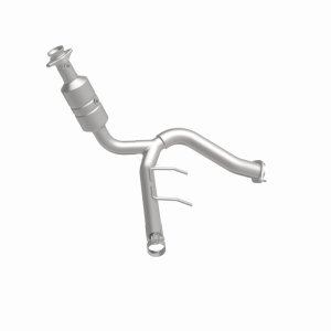 Ford F-150 Catalytic Converter - Magnaflow - California Grade CARB Compliant Direct-Fit - `09-`10