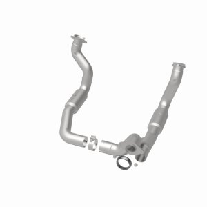 Ford F-350 Super Duty Catalytic Converter - Magnaflow - California Grade CARB Compliant - `11-`16