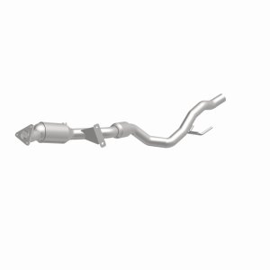 Volkswagen Touareg Catalytic Converter - Magnaflow - Direct Fit - `11-`17