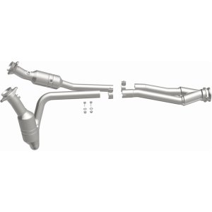 Ford Transit-350 Catalytic Converter - Magnaflow - Direct-Fit - `15-`17