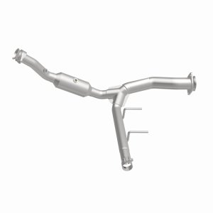 Ford F-150 Catalytic Converter - Magnaflow - Direct Fit - `15-`17 Ford F-150 Catalytic Converter - Magnaflow - Direct Fit - `15-`17