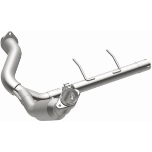 Lincoln Navigator Catalytic Converter - Magnaflow - California Grade CARB Compliant Direct-Fit - `07-`08