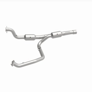 Ram 2500 Performance Exhaust - Magnaflow - California Grade CARB Compliant Direct-Fit - `15-`16