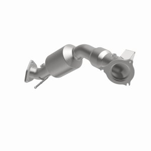 Land Rover LR2 Catalytic Converter - Magnaflow - California Grade CARB Compliant Direct-Fit - `13-`15