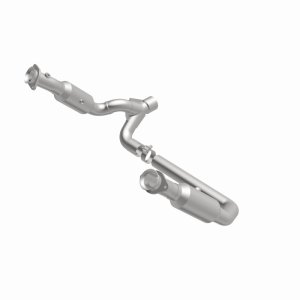 Dodge Ram 1500 Catalytic Converter - Magnaflow - California Grade CARB Compliant Direct-Fit - 2010