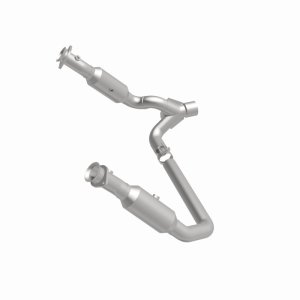 Ram 1500 Catalytic Converter - Magnaflow - California Grade CARB Compliant Direct-Fit - `11-`13 Ram 1500 Catalytic Converter - Magnaflow - California Grade CARB Compliant Direct-Fit - `11-`13