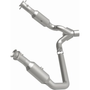 Ram 1500 Catalytic Converter - Magnaflow - California Grade CARB Compliant Direct-Fit - `11-`13 Ram 1500 Catalytic Converter - Magnaflow - California Grade CARB Compliant Direct-Fit - `11-`13
