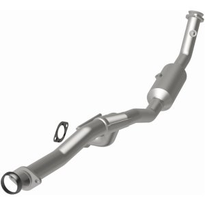 Mazda B3000 Catalytic Converter - Magnaflow - California Grade CARB Compliant Direct-Fit - 2007