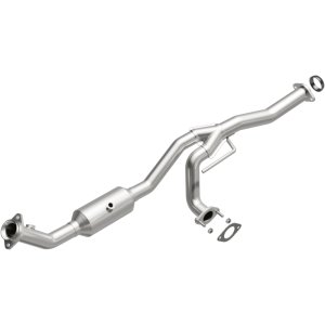 Mazda B3000 Catalytic Converter - Magnaflow - California Grade CARB Compliant Direct-Fit - 2007
