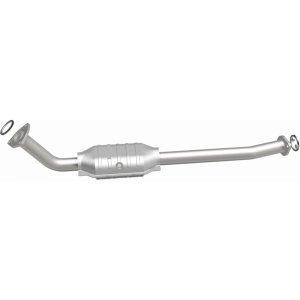 Toyota Sequoia Catalytic Converter - Direct Fit - Magnaflow - California Grade CARB Compliant - `05-`07