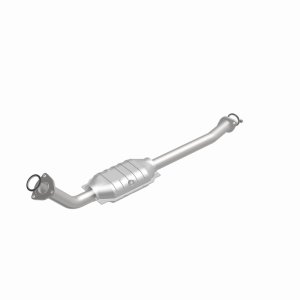 Toyota Sequoia Catalytic Converter - Direct Fit - Magnaflow - California Grade CARB Compliant - `05-`07