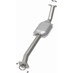 Toyota Sequoia Catalytic Converter - Direct Fit - Magnaflow - California Grade CARB Compliant - `05-`07