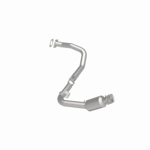 Land Rover LR3 Catalytic Converter - Magnaflow - California Grade CARB Compliant Direct-Fit - `07-`09