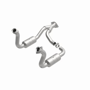 Ford F-350 Super Duty Catalytic Converter - Magnaflow - Direct Fit - `08-`10