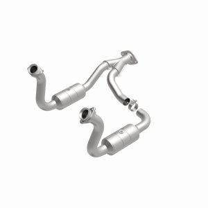 Ford F-350 Super Duty Catalytic Converter - Magnaflow - Direct Fit - `08-`10
