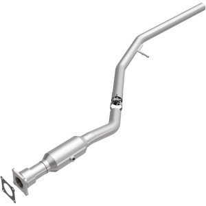 Chrysler Town & Country Catalytic Converter - Magnaflow - California Grade CARB Compliant Direct-Fit - `06-`07