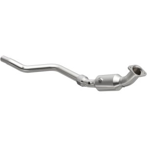 Chrysler 300 Catalytic Converter - Magnaflow - California Grade CARB Compliant Direct-Fit - 2007