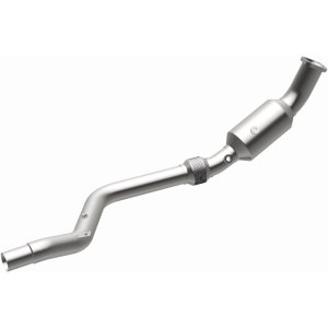 Chrysler 300 Catalytic Converter - Magnaflow - California Grade CARB Compliant Direct-Fit - 2007