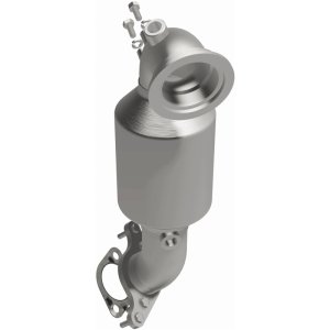 Chevrolet Malibu Catalytic Converter - Magnaflow - California Grade CARB Compliant Direct-Fit - `16-`17