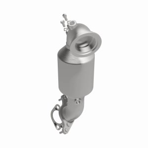 Chevrolet Malibu Catalytic Converter - Magnaflow - California Grade CARB Compliant Direct-Fit - `16-`17