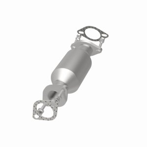 Hyundai Elantra GT Catalytic Converter - Magnaflow - California Direct-Fit - 2013