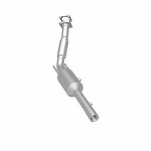 Volkswagen Jetta Catalytic Converter - Magnaflow - California Grade CARB Compliant Direct-Fit - `05-`09