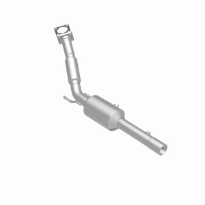 Volkswagen Jetta Catalytic Converter - Magnaflow - California Grade CARB Compliant Direct-Fit - `05-`09