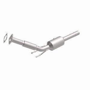 Volkswagen Rabbit Catalytic Converter - Magnaflow - California Grade CARB Compliant Direct-Fit - `06-`09