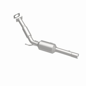 Volkswagen Rabbit Catalytic Converter - Magnaflow - California Grade CARB Compliant Direct-Fit - `06-`09