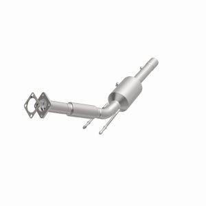 Volkswagen Rabbit Catalytic Converter - Magnaflow - California Grade CARB Compliant Direct-Fit - `06-`09
