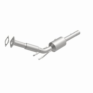 Volkswagen Rabbit Catalytic Converter - Magnaflow - California Grade CARB Compliant Direct-Fit - `06-`09