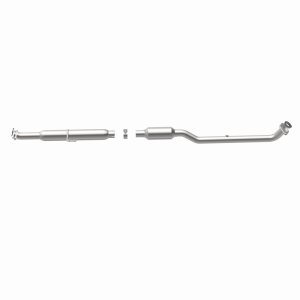 Toyota Camry Catalytic Converter - Magnaflow - California Direct-Fit - `12-`15