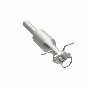 Ford Focus Catalytic Converter - Magnaflow - California Direct Fit - `05-`07