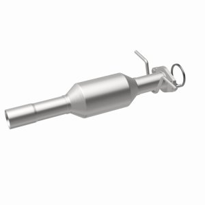 Ford Focus Catalytic Converter - Magnaflow - California Direct Fit - `05-`07