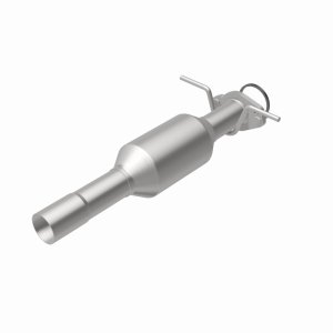 Ford Focus Catalytic Converter - Magnaflow - California Direct Fit - `05-`07