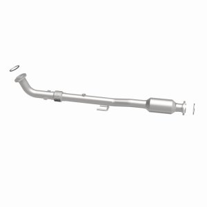 Toyota Camry Catalytic Converter - Magnaflow - California Direct Fit - `10-`11