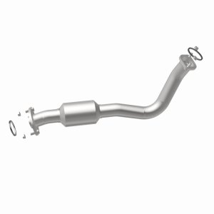 Toyota RAV4 Catalytic Converter - Magnaflow - California Grade CARB Compliant Direct-Fit - `13-`15