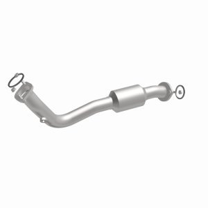 Toyota RAV4 Catalytic Converter - Magnaflow - California Grade CARB Compliant Direct-Fit - `13-`15
